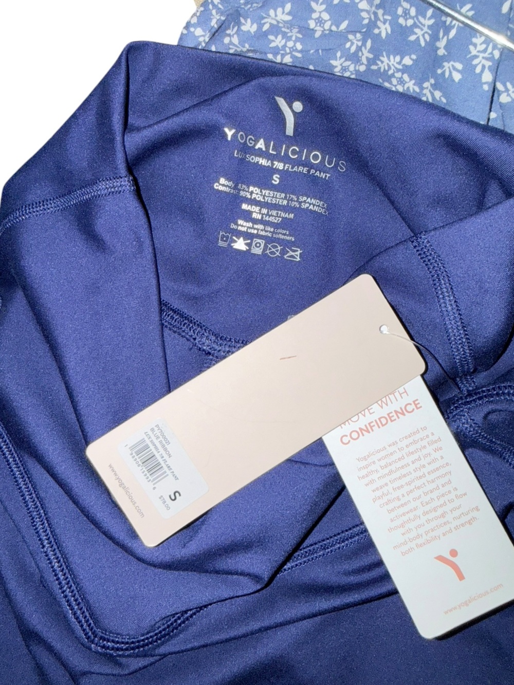 Yogalicious Sophia 7/8 Flare Pant Blue Ribbon Size Small NWT - Picture 4 of 4